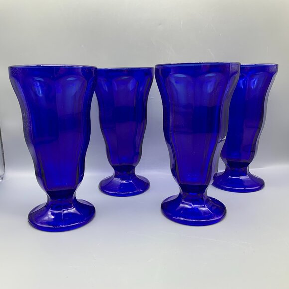 Vintage Anchor Hocking set of 4 Cobalt Blue Parfait/Milkshake Glasses - Picture 2 of 8